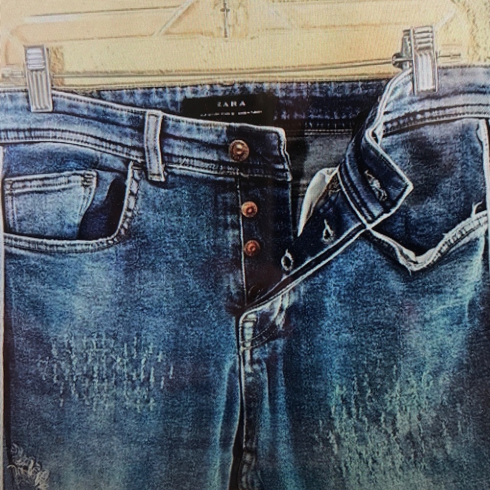 Stylish Blue Distressed Jeans with Red Stripe - Picture 3 of 3